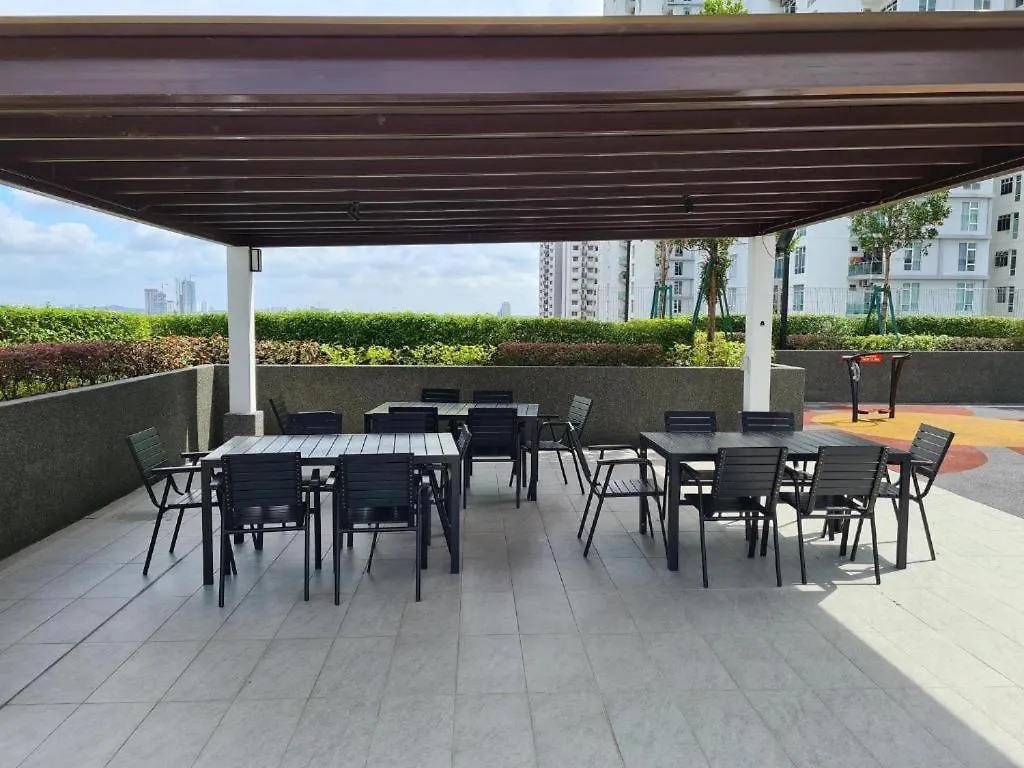 Larkin Bus Terminal Doraemon Home By Yha Johor Bahru Appartement